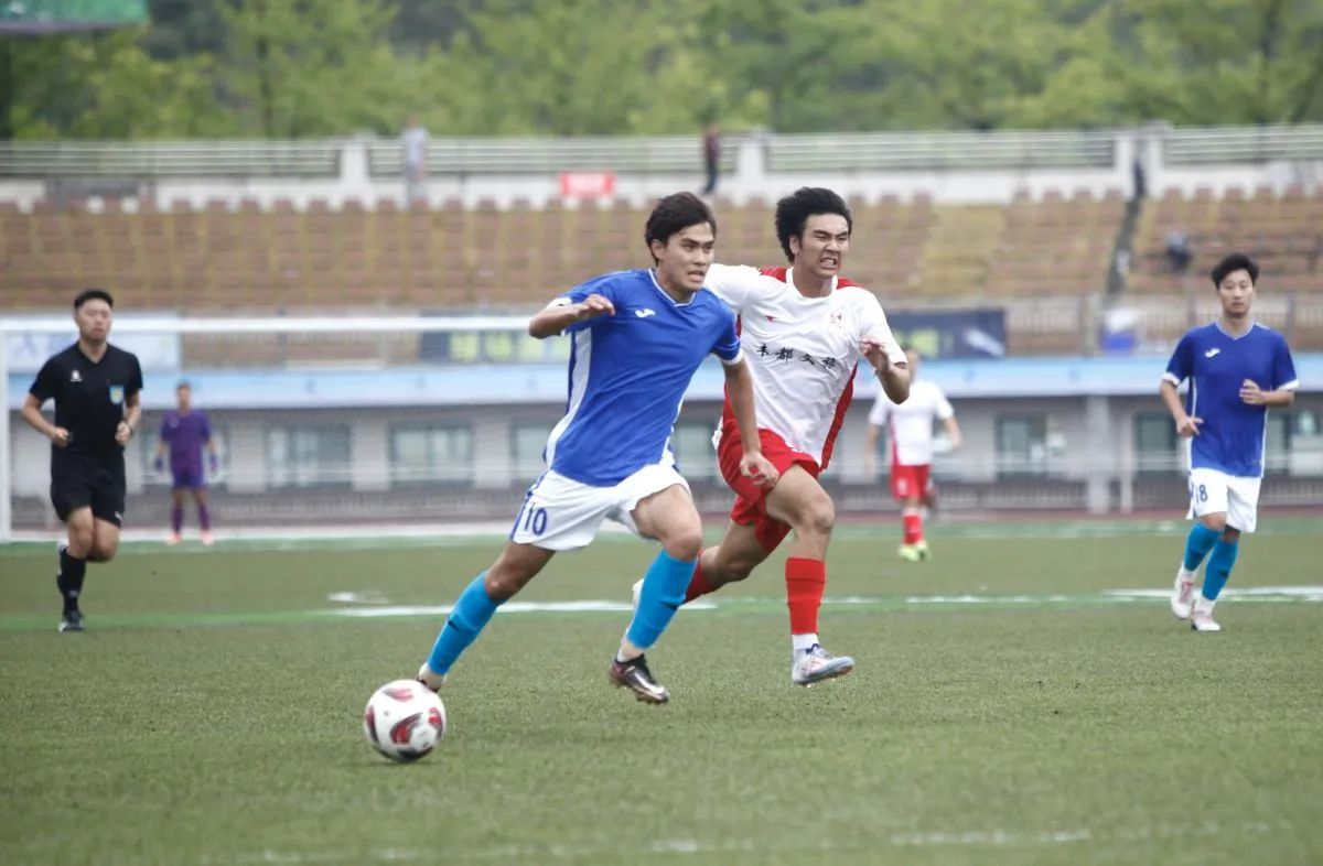 一个渝超联赛-重庆城市足球联赛赛程-直播比分入口足球“旋”出滨湖体旅新脉动